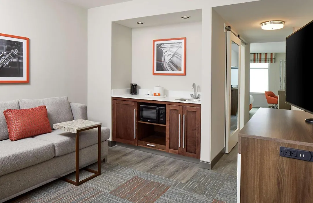 Hampton Inn & Suites Atlanta-Midtown, Ga-1