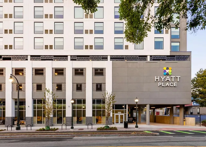 Central hotel: Hyatt Place Atlanta Centennial Park