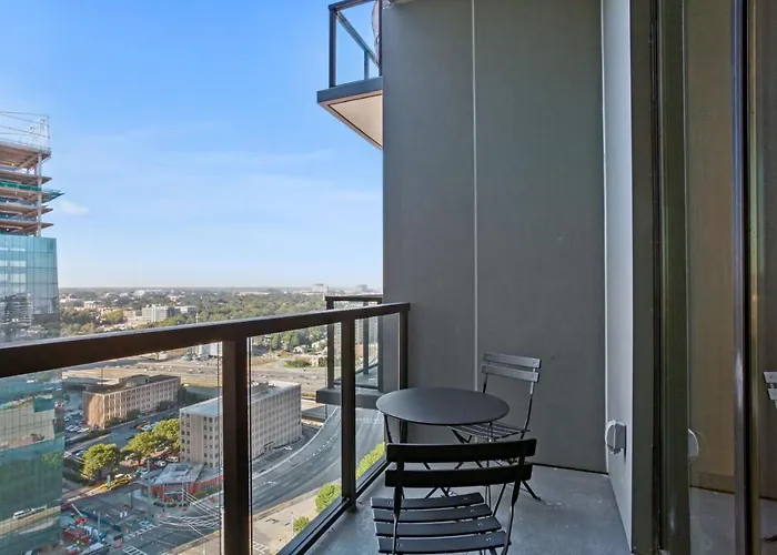 All Vacation Rentals Midtown Luxury