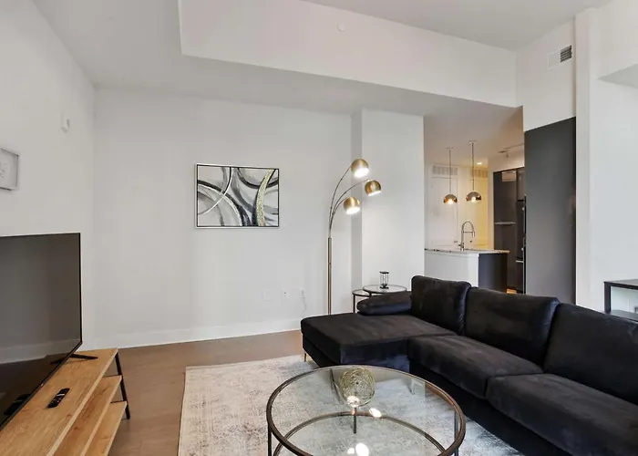 All Vacation Rentals Midtown Luxury