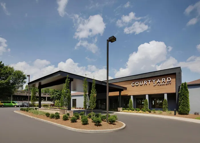 Cheap hotel: Courtyard By Marriott Atlanta Windy Hill/Ballpark